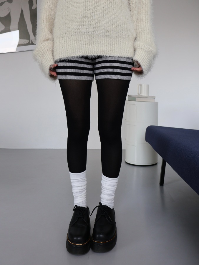 stripe short knit leggings